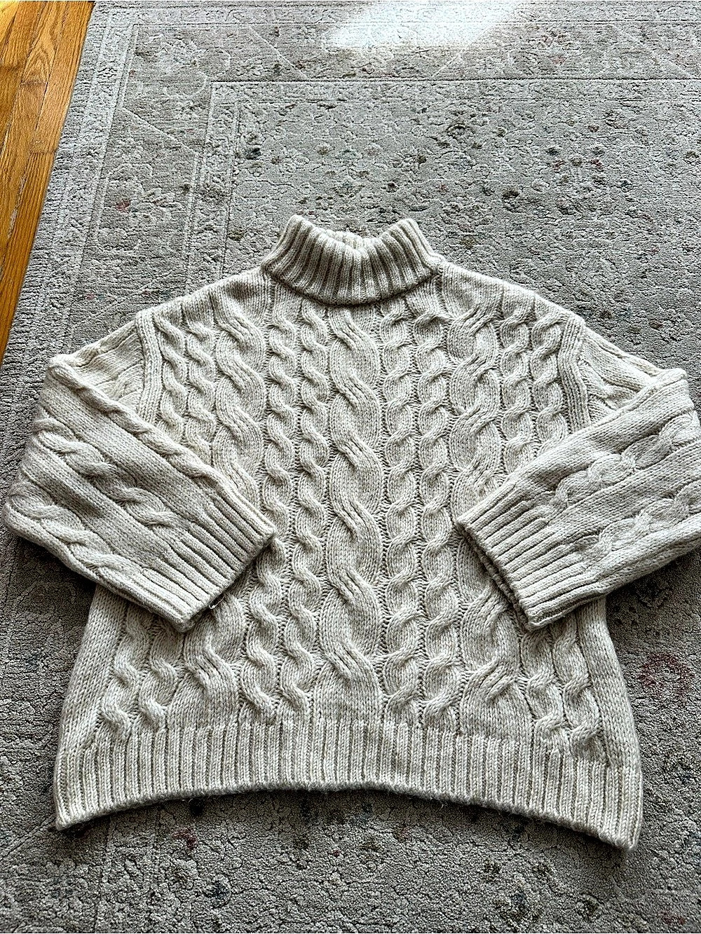H&M Cable Knit Turtleneck in Cream Like New NEVER WORN